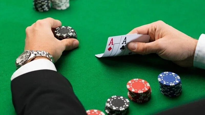 Mẹo hay khi đánh bài Poker Mẹo hay khi đánh bài Poker