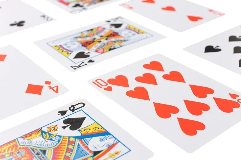 Game bài Tiến Lên 8DAY - game bài quen thuộc tại Việt Nam Game bài Tiến Lên 8DAY - game bài quen thuộc tại Việt Nam